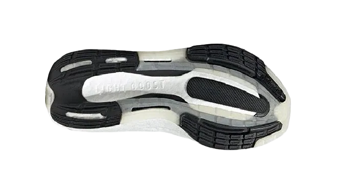 DAMAGE Adidas Ultraboost Light Blk/Wht Women