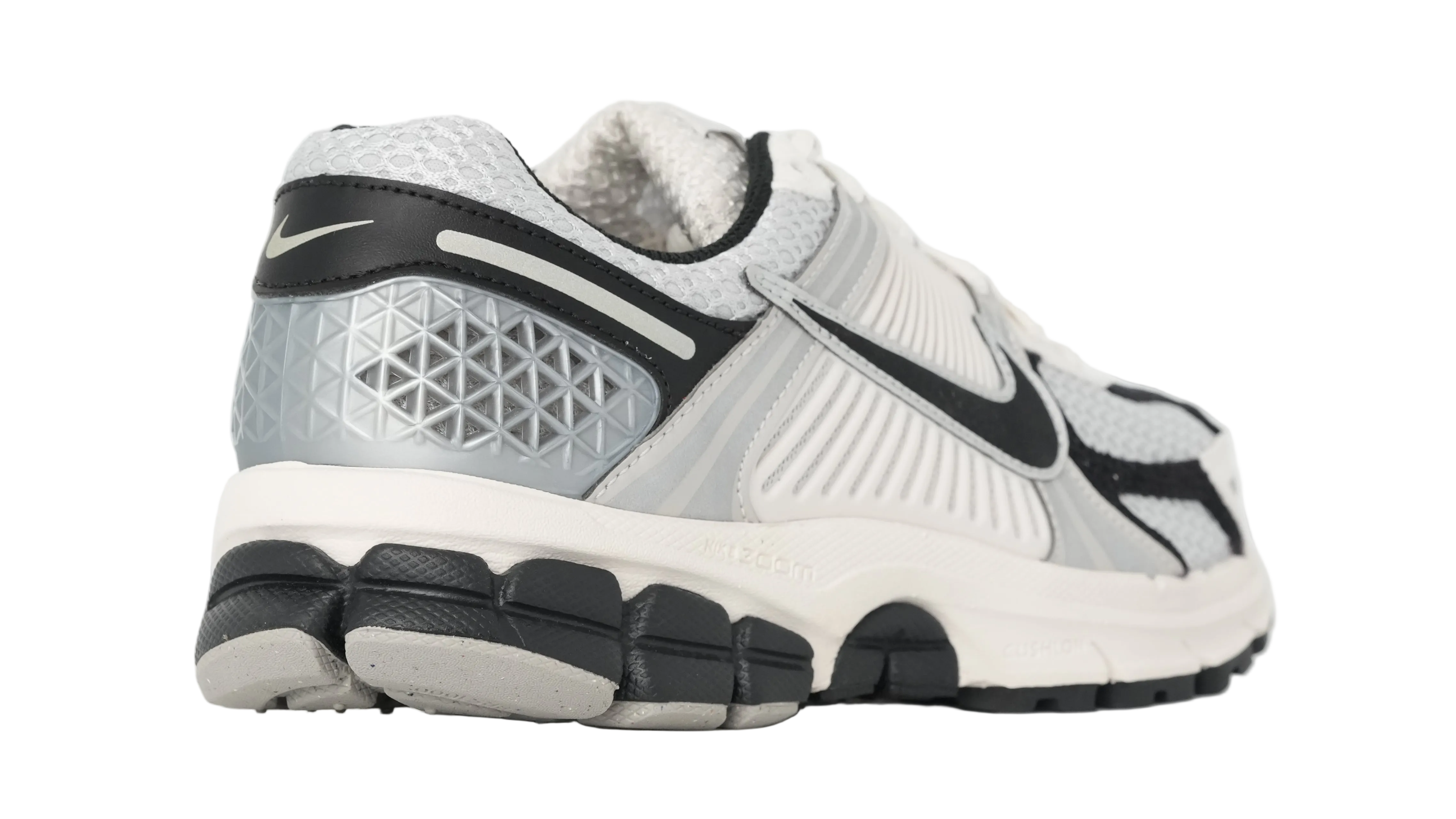 Zoom Vomero 5 Photon Dust Women