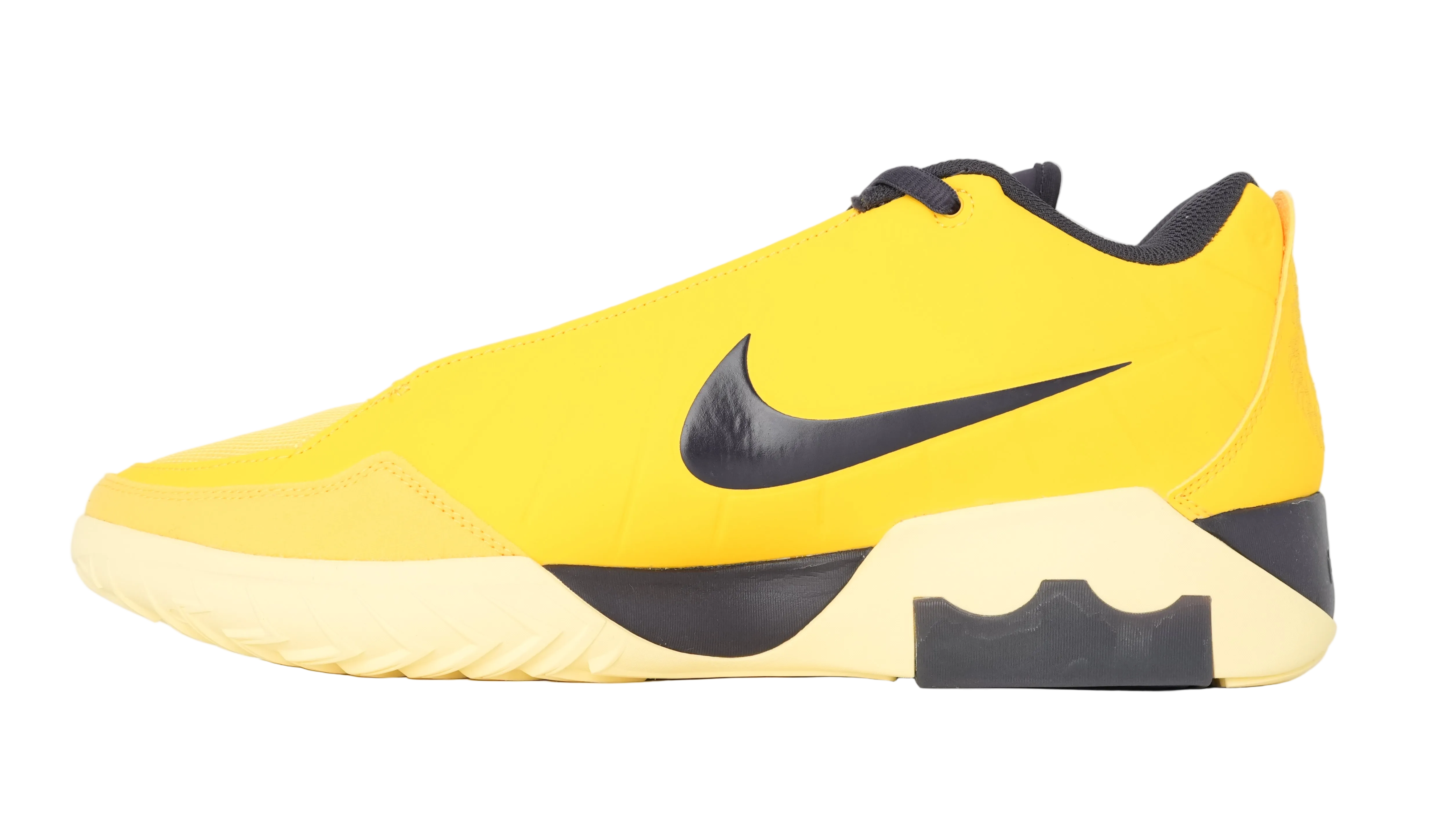 LeBron Witness 9 Amarillo Cave Yellow